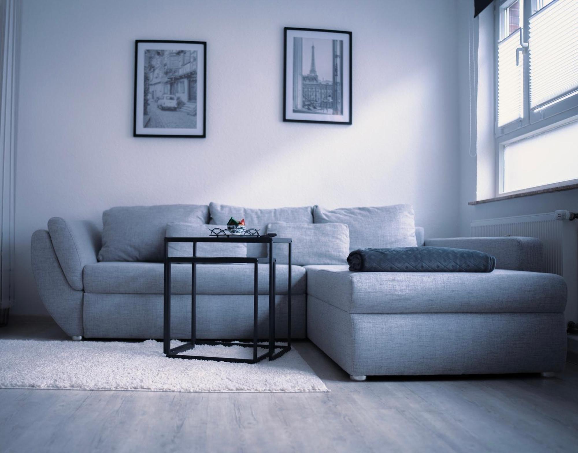 Schoenes Apartment In Der Altstadt , Kostenlose Parkplaetze In Der Naehe Emden Esterno foto