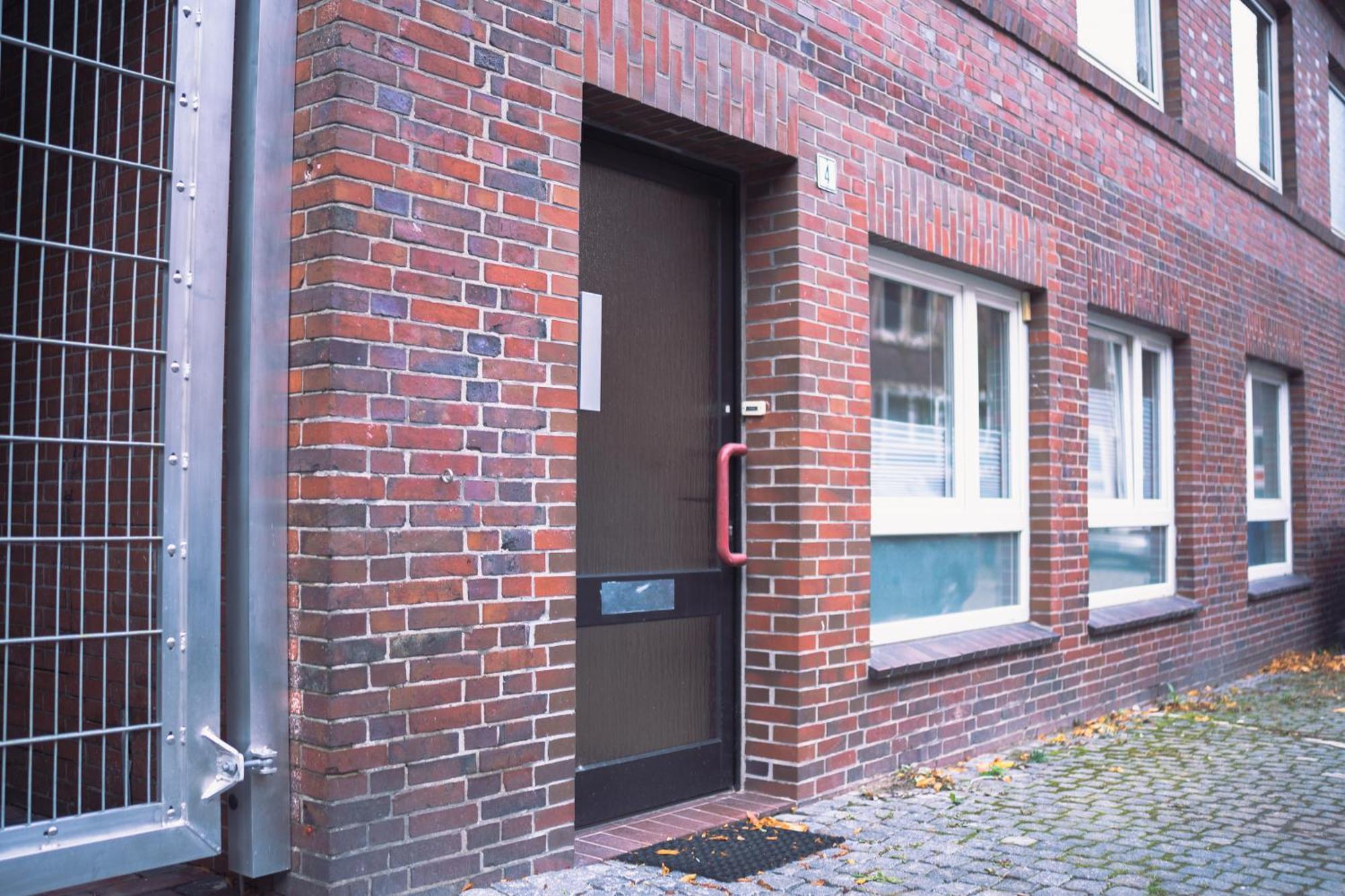 Schoenes Apartment In Der Altstadt , Kostenlose Parkplaetze In Der Naehe Emden Esterno foto